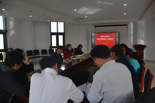 �齫������