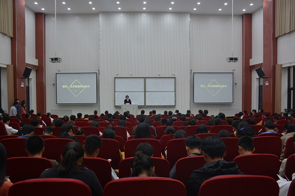 �齫������