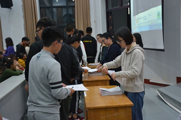 �齫������