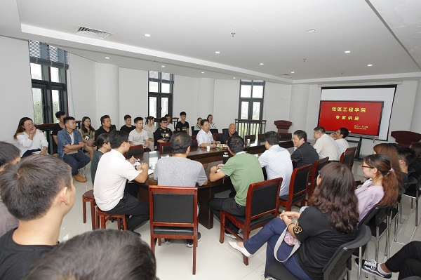 �齫������