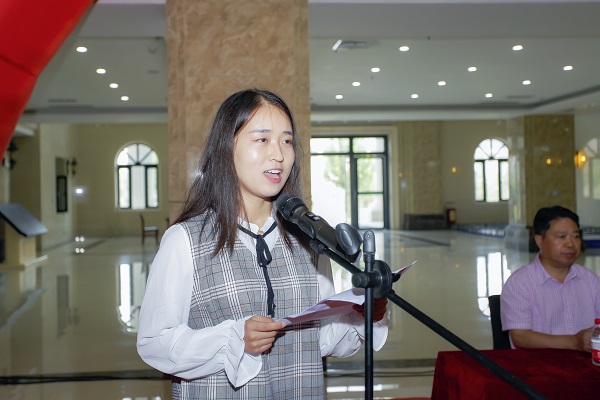 �齫������