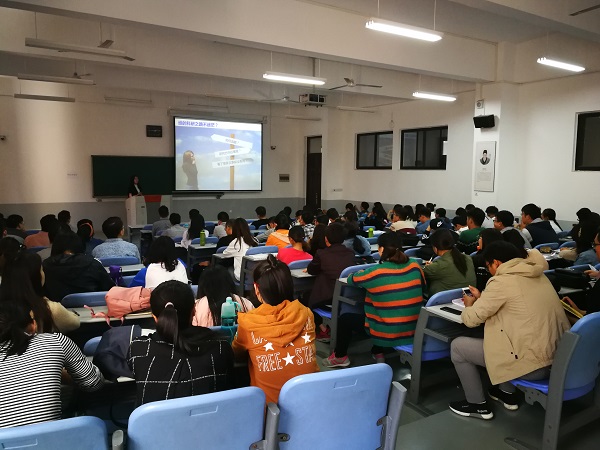 �齫������