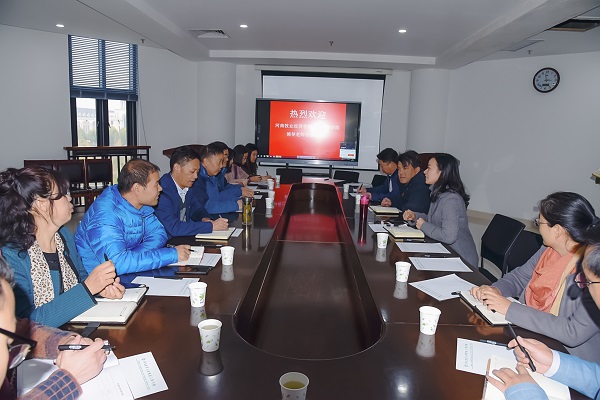 �齫������