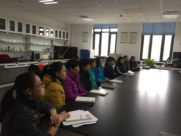 �齫������