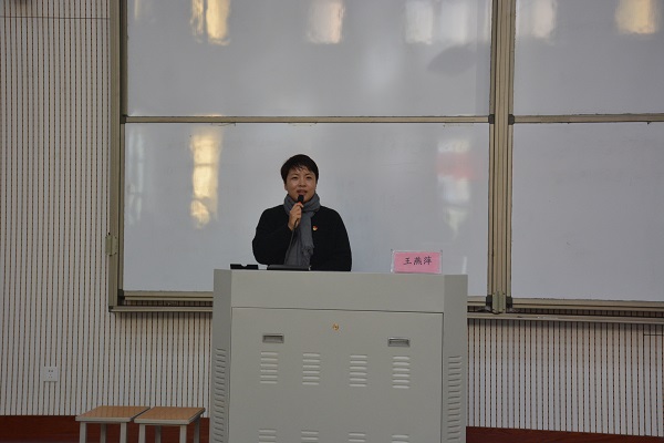 �齫������