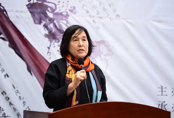 �齫������