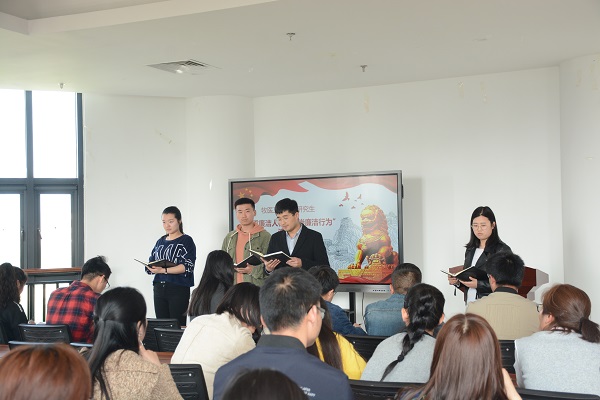 �齫������