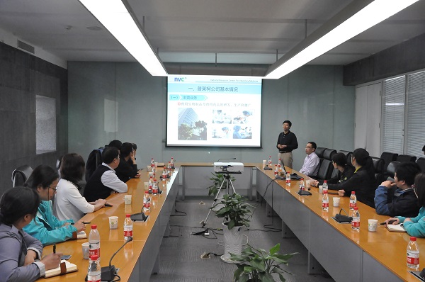 �齫������