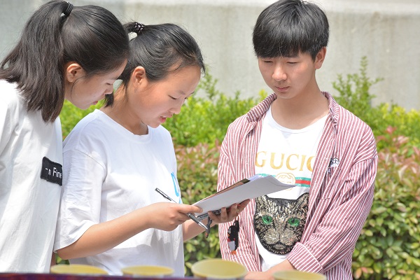 �齫������