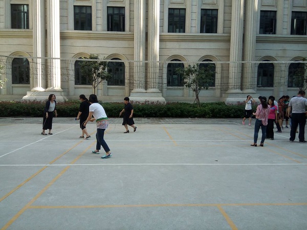 �齫������