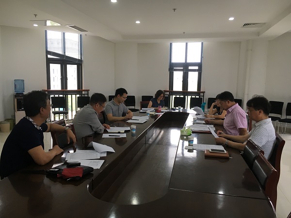 �齫������