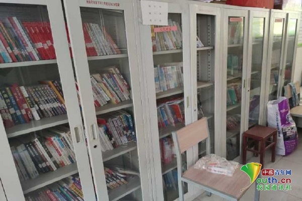 �齫������