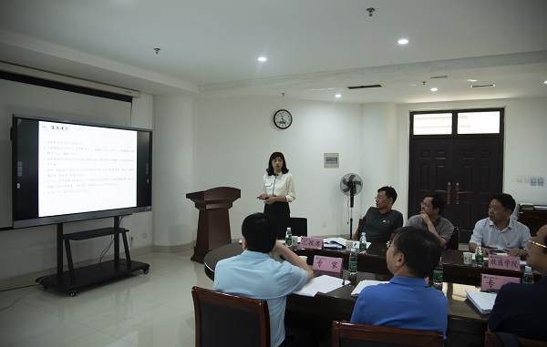 �齫������