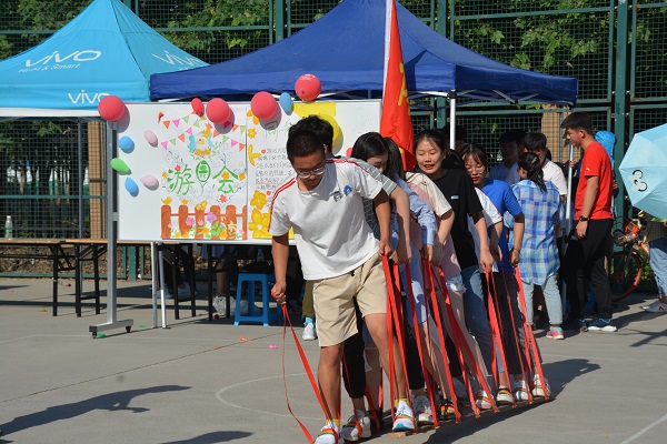 �齫������