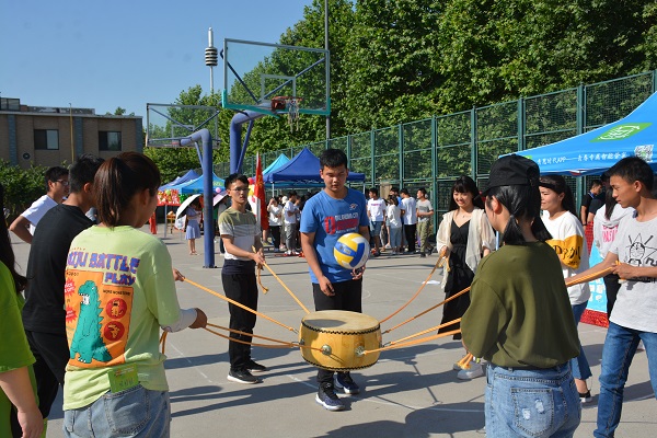 �齫������