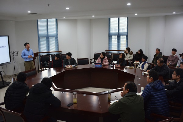 �齫������