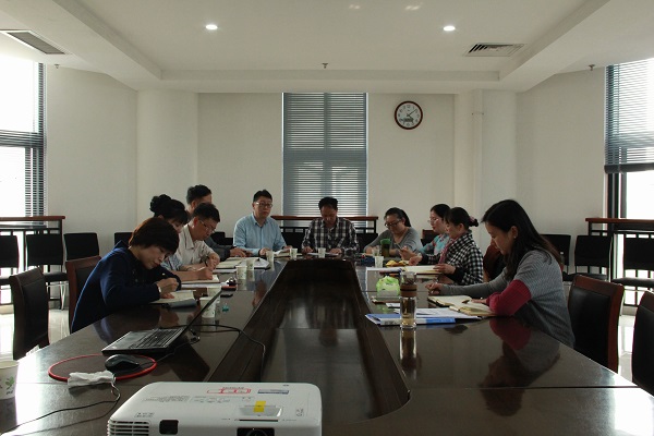 �齫������