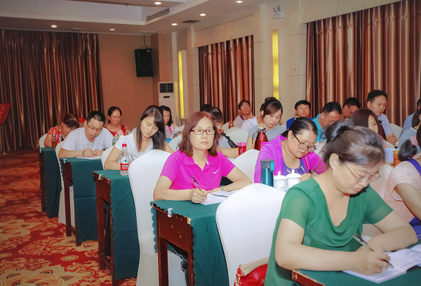 �齫������