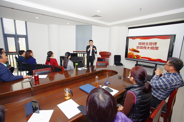 �齫������