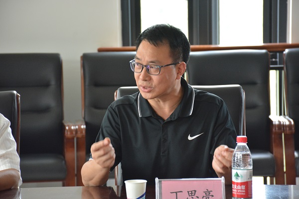 �齫������