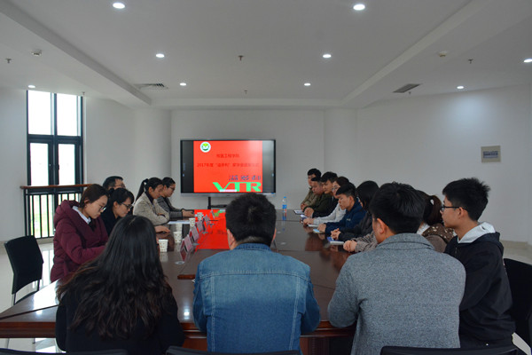 �齫������