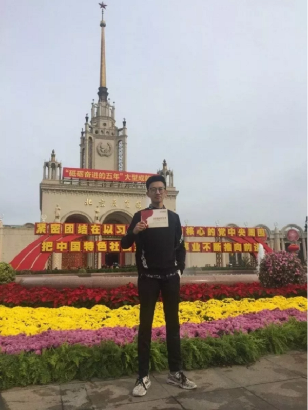 �齫������